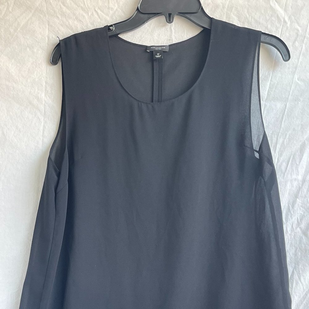 Ann Taylor Sheer Shell Black Medium - Small hole on shoulder
